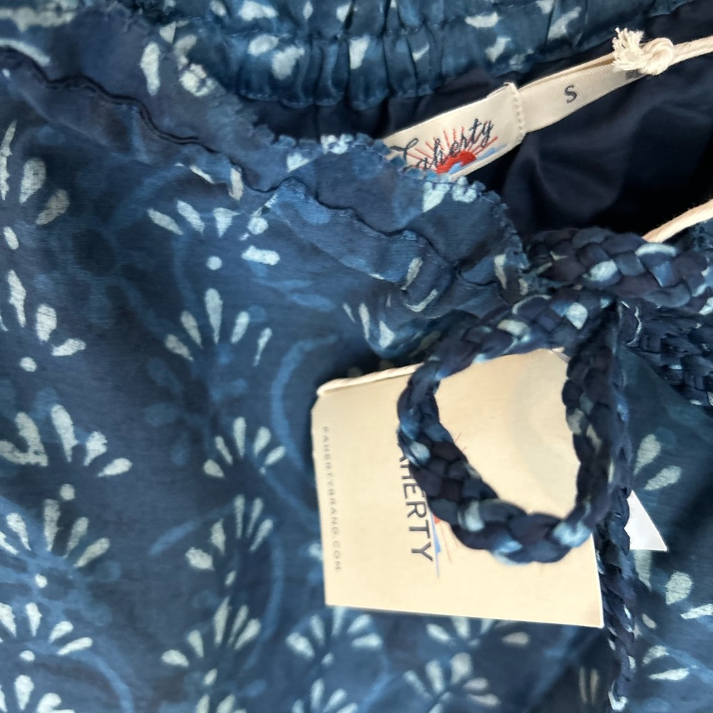 New Faherty Sun Chaser Maxi (defect) NWT - Picture 2 of 3